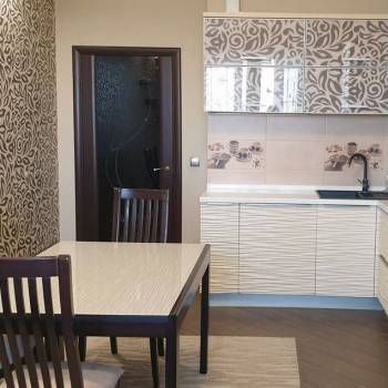 Сдается 2-х комнатная квартира, 78 м²