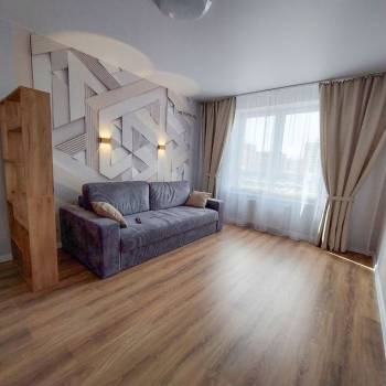 Сдается 1-комнатная квартира, 42 м²