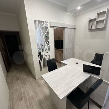 Продается 1-комнатная квартира, 49,3 м²