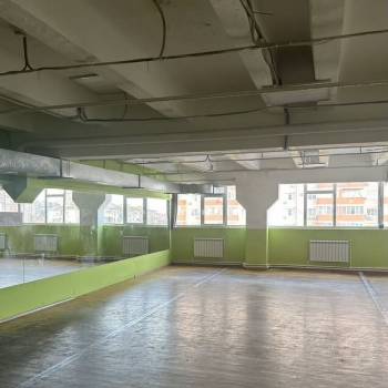 Сдается Нежилое помещение, 150 м²