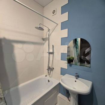 Продается 1-комнатная квартира, 37,4 м²
