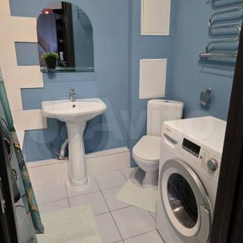 Продается 1-комнатная квартира, 37,4 м²