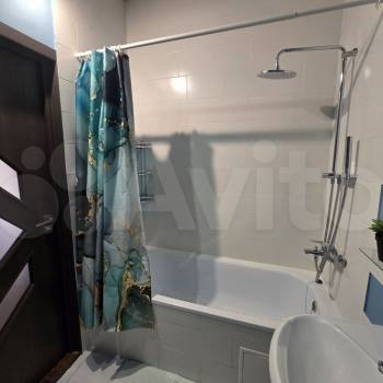Продается 1-комнатная квартира, 37,4 м²