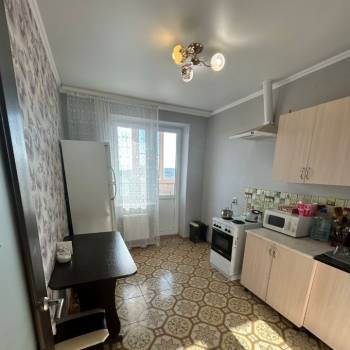 Продается 1-комнатная квартира, 37,5 м²