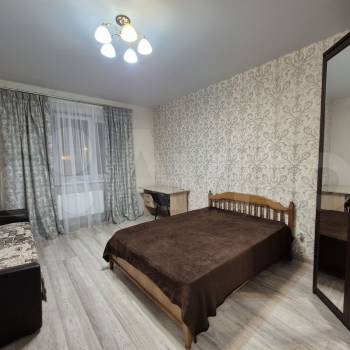 Сдается 1-комнатная квартира, 42 м²