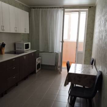 Сдается 1-комнатная квартира, 44 м²