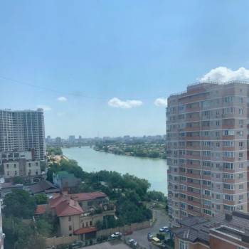 Сдается 2-х комнатная квартира, 70 м²