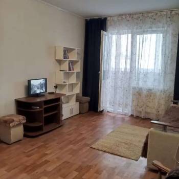 Сдается 1-комнатная квартира, 37 м²