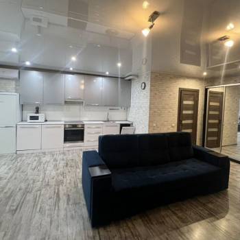 Сдается 1-комнатная квартира, 47 м²