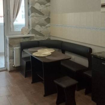 Сдается 1-комнатная квартира, 45 м²