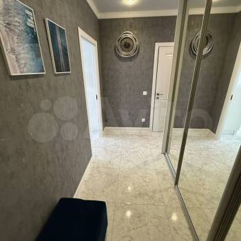 Продается 1-комнатная квартира, 58,1 м²