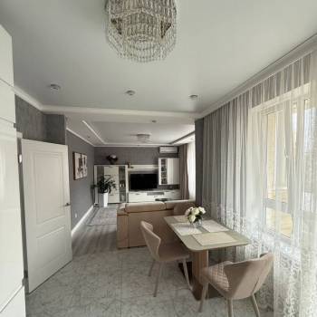 Продается 1-комнатная квартира, 58,1 м²