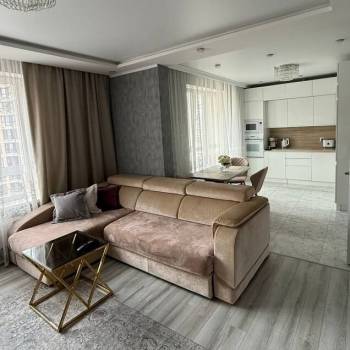Продается 1-комнатная квартира, 58,1 м²
