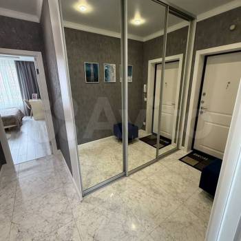 Продается 1-комнатная квартира, 58,1 м²