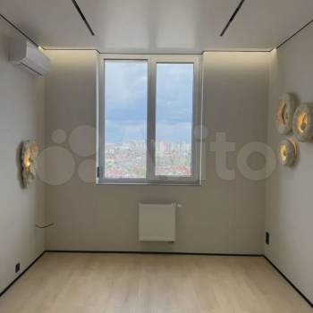 Продается 3-х комнатная квартира, 56 м²