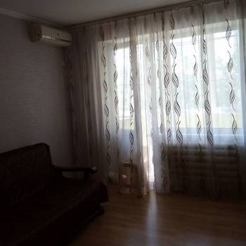 Продается 1-комнатная квартира, 35 м²