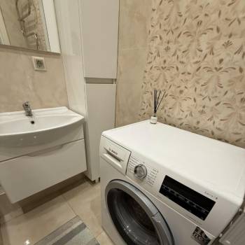 Сдается 2-х комнатная квартира, 62 м²