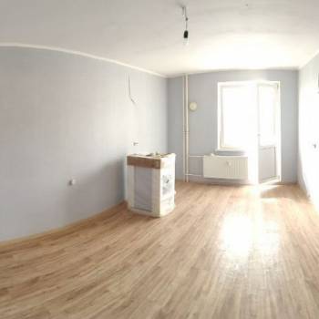 Продается 1-комнатная квартира, 37,3 м²