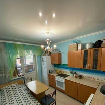 Продается 1-комнатная квартира, 38 м²