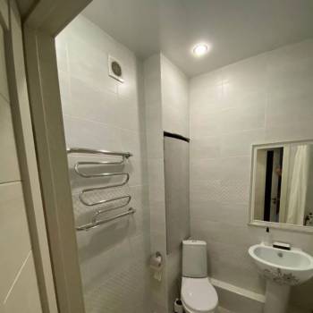 Продается 1-комнатная квартира, 38 м²