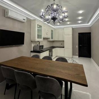 Продается 2-х комнатная квартира, 82,7 м²