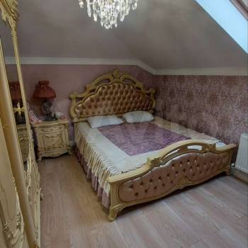 Продается Многокомнатная квартира, 120 м²