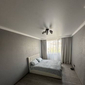 Продается 1-комнатная квартира, 38 м²