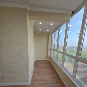 Продается 1-комнатная квартира, 60 м²