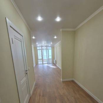 Продается 1-комнатная квартира, 60 м²