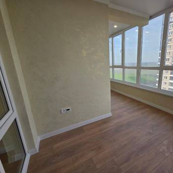 Продается 1-комнатная квартира, 60 м²
