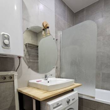 Сдается 2-х комнатная квартира, 42 м²