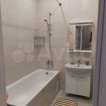 Сдается 2-х комнатная квартира, 64 м²