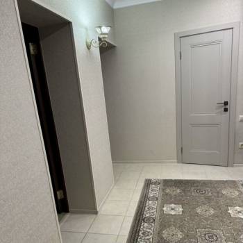 Продается 1-комнатная квартира, 49 м²