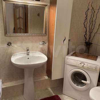 Продается 2-х комнатная квартира, 60 м²