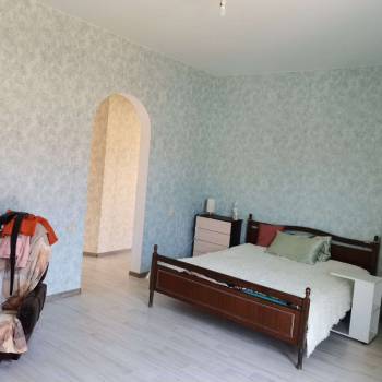 Продается Дом, 180 м²
