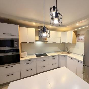 Продается 2-х комнатная квартира, 57,3 м²