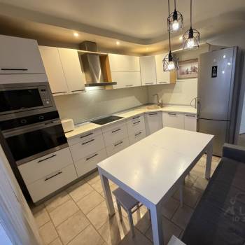 Продается 2-х комнатная квартира, 57,3 м²