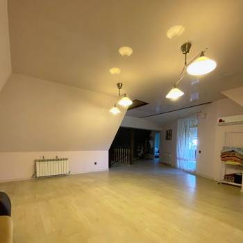 Продается Дом, 200 м²