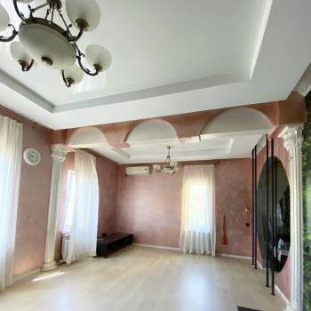 Продается Дом, 200 м²