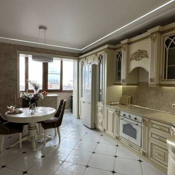 Продается 2-х комнатная квартира, 80 м²