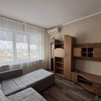 Продается 1-комнатная квартира, 35 м²