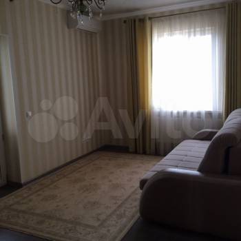 Продается Многокомнатная квартира, 140 м²