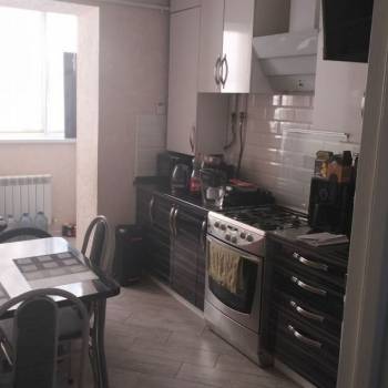 Продается 1-комнатная квартира, 38 м²