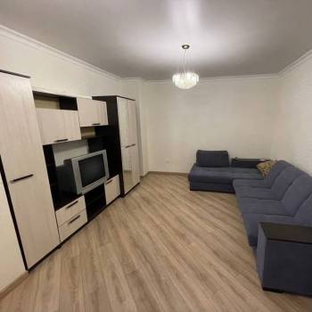 Сдается 1-комнатная квартира, 48 м²