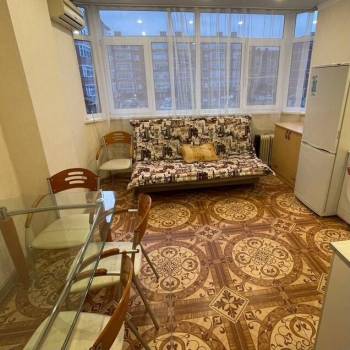 Сдается 1-комнатная квартира, 48 м²