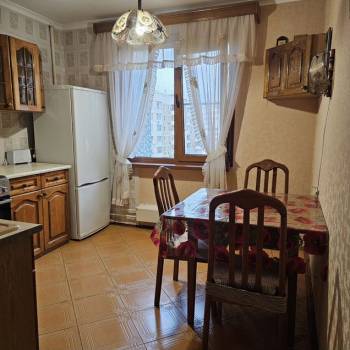 Сдается Многокомнатная квартира, 72 м²