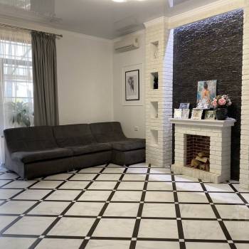 Продается Дом, 220 м²