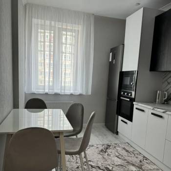 Сдается 2-х комнатная квартира, 56 м²