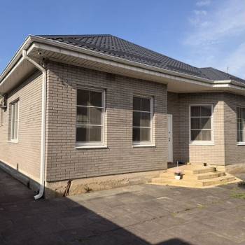 Продается Дом, 180 м²