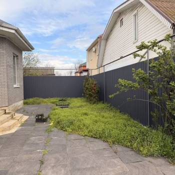 Продается Дом, 180 м²